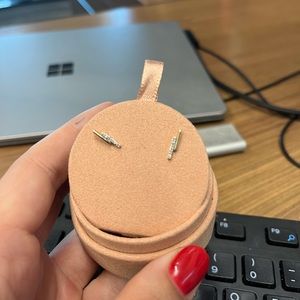 Adina Reyter Crossover Stud